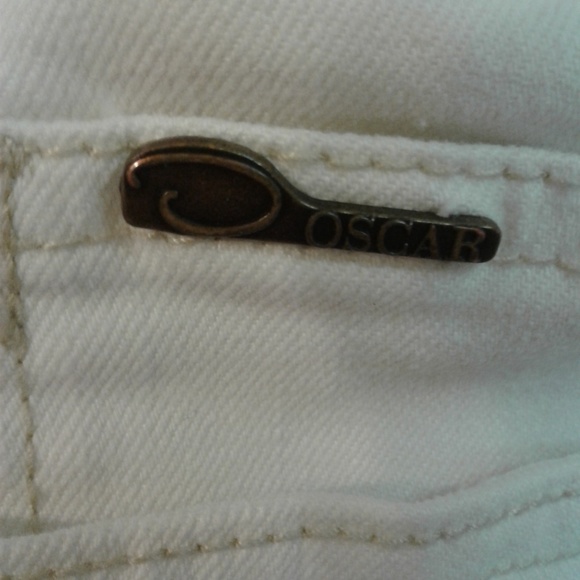 🎪 Oscar de la Renta High Waisted Jeans 🎪 - Picture 7 of 9